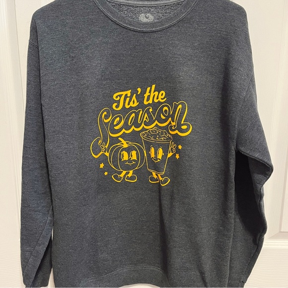 Tis The Season Pumpkin Crewneck - Picture 1 of 4